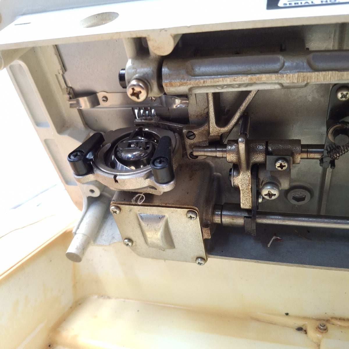 Riccar 510 Super Z Stretch Vintage Sewing Machine with Case & Foot Pedal – 1960s/70s | Used