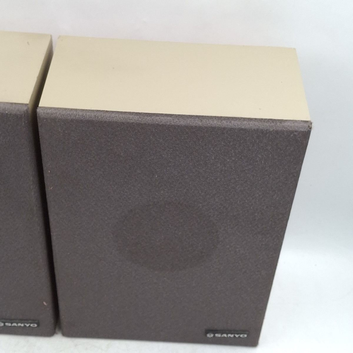 Sanyo MC-105 Passive Bookshelf Speakers - Pair - 8Ω 5W RMS - Made in UK - Vintage - Used