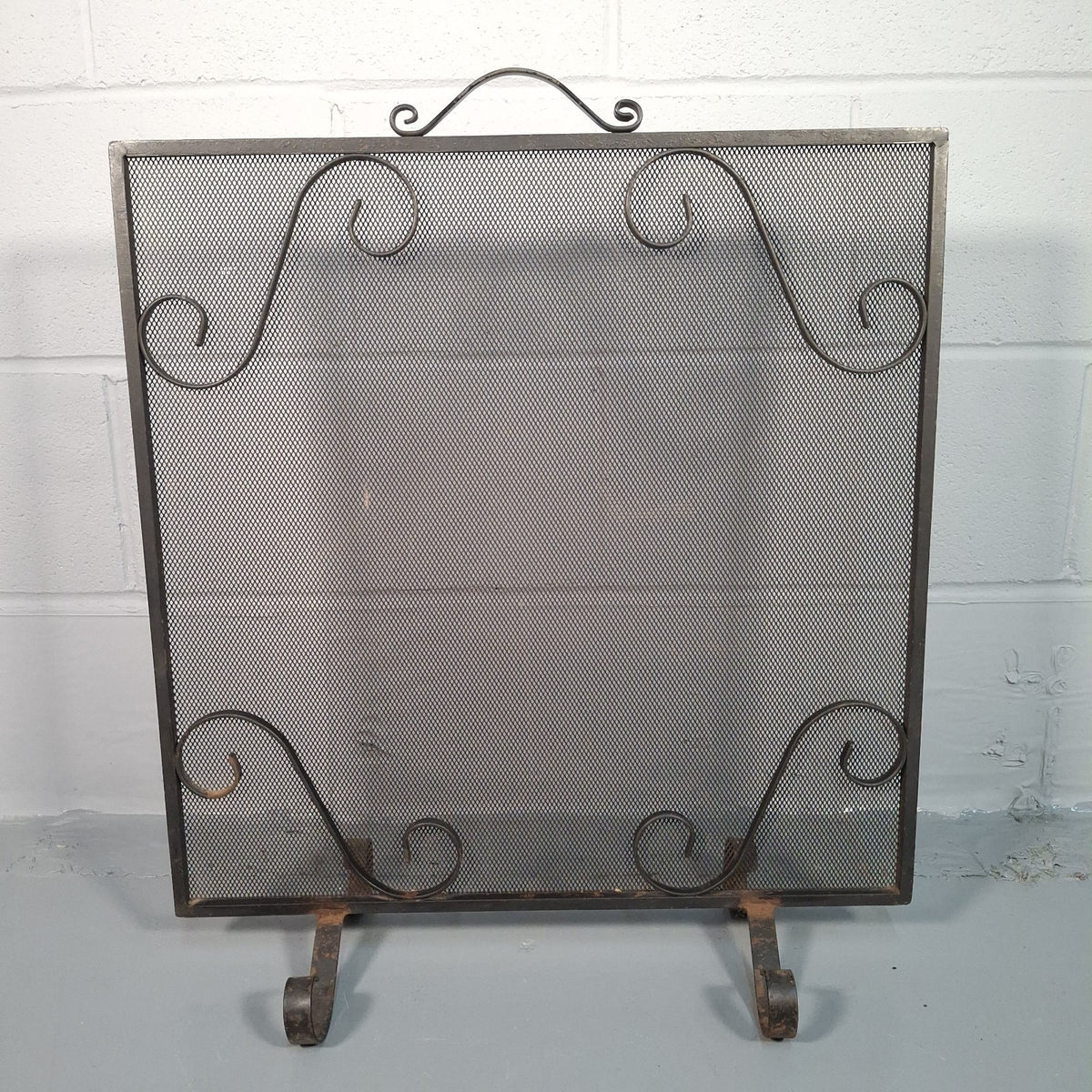 Vintage Wrought Iron Fire Spark Guard Screen with Scroll Decoration – Dark Bronze, 63cm x 58cm | Used