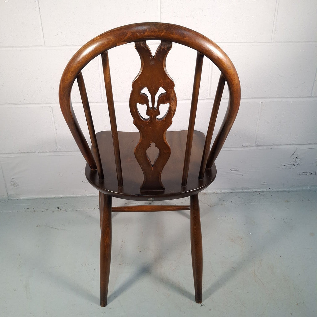 Ercol Blue Label Fleur De Lys Windsor Dining Kitchen Farmhouse Rustic Chair Prop
