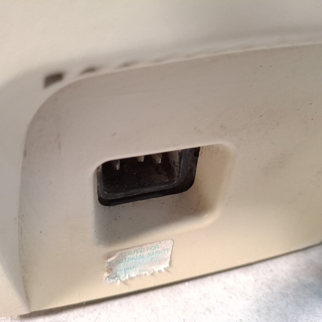 RM RM700-A 17" CRT Monitor | VGA | Beige | Retro PC & Gaming | Used | Early 2000s