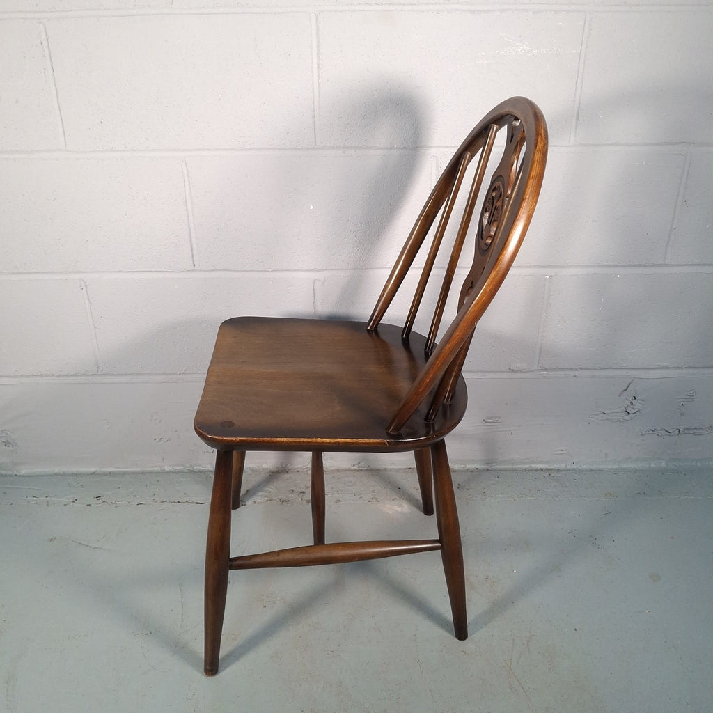Ercol Blue Label Fleur De Lys Windsor Dining Kitchen Farmhouse Rustic Chair Prop