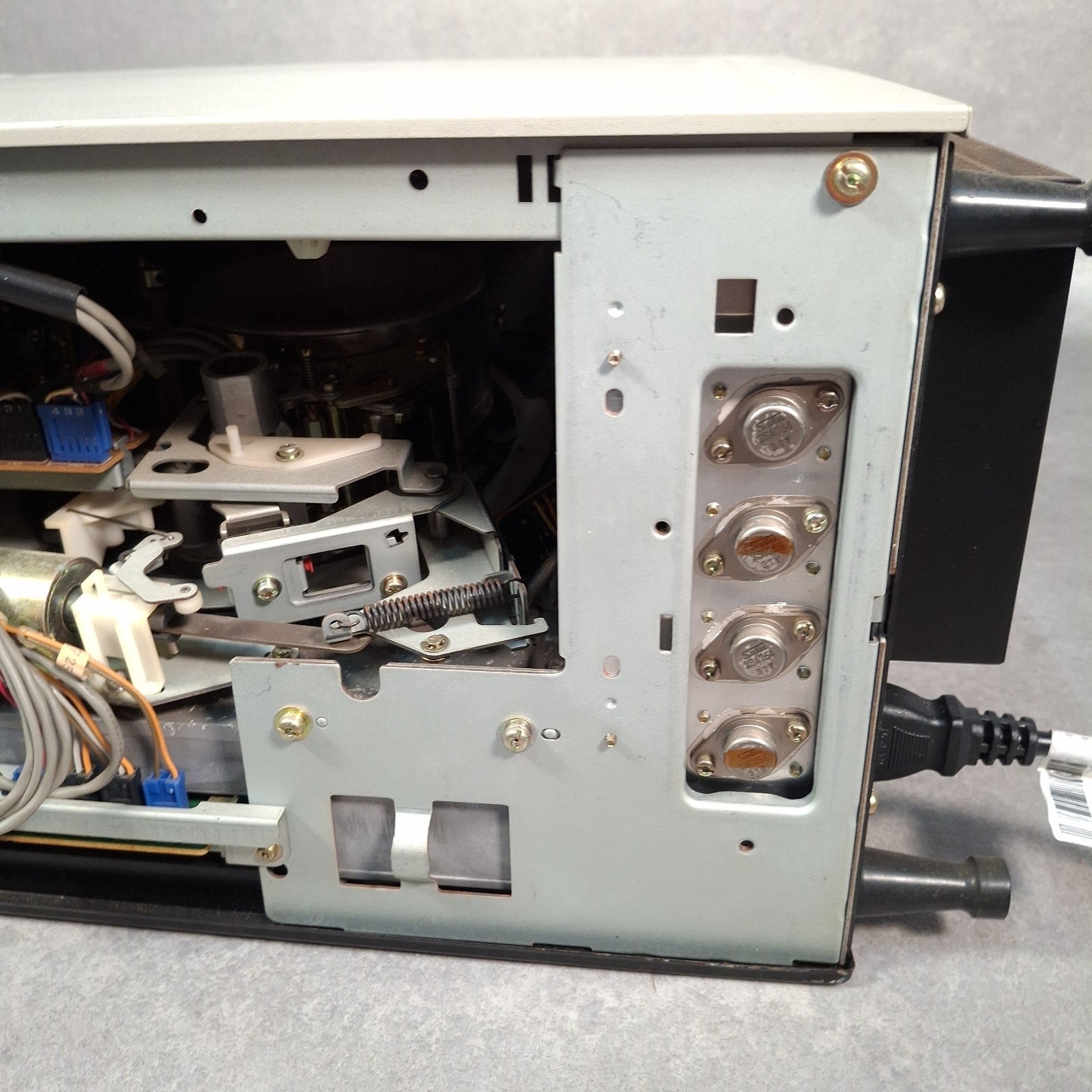 Sony VO-5800PS U-Matic Video Cassette Recorder | PAL | Professional Editing VTR | Used | Japan