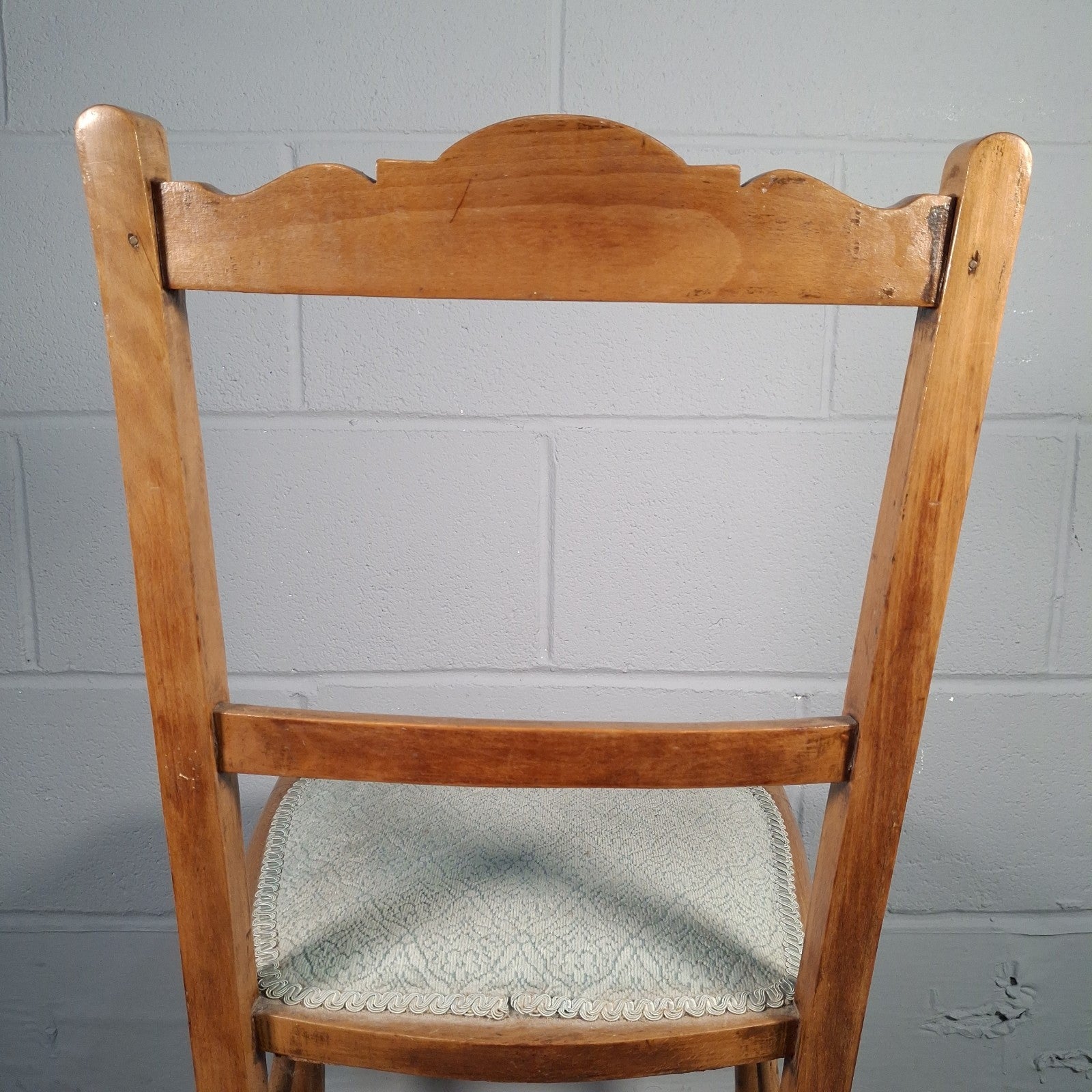 English Country Chair Turned Legs Occacional Bedroom Chait Seat Vintage
