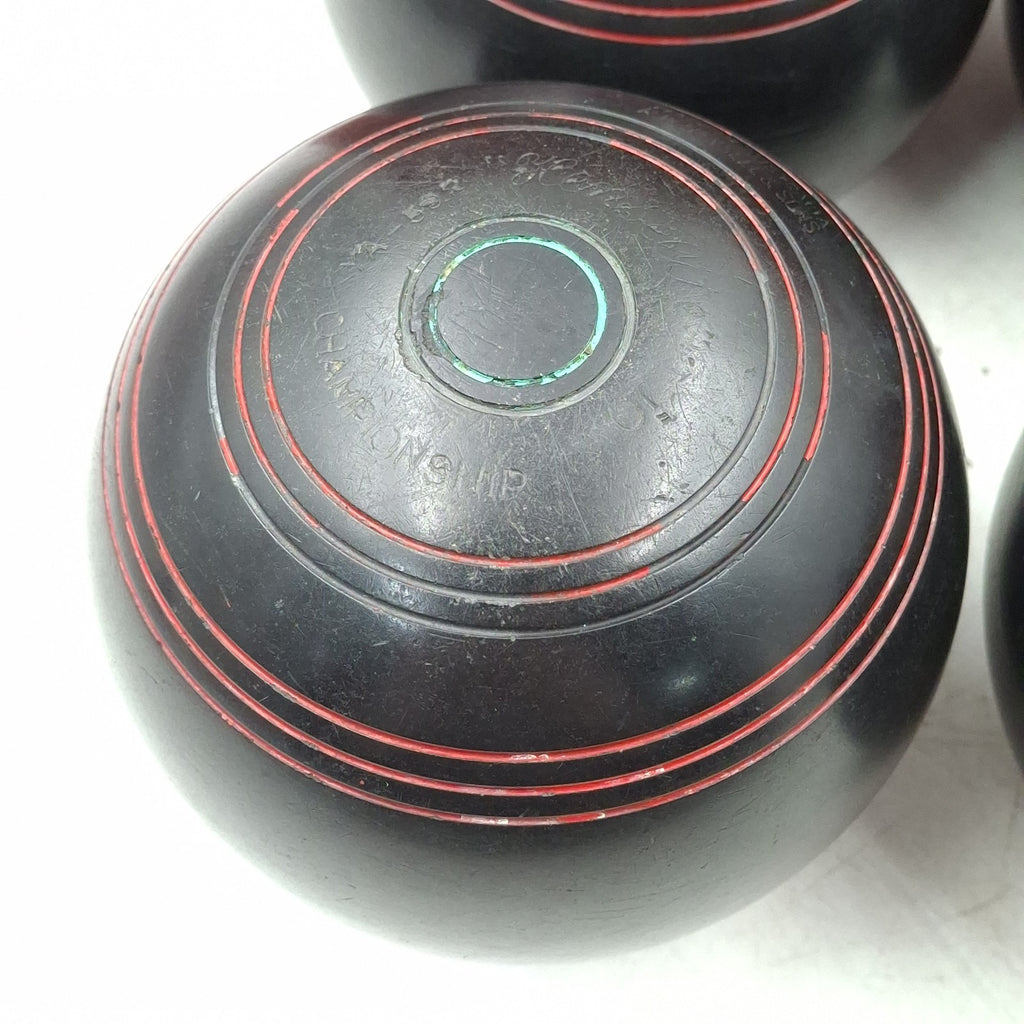 Henselite Championship Super-Grip Lawn Bowls - Size 5 - Black - Set of 4 - Vintage - with Welkin Bag - Used