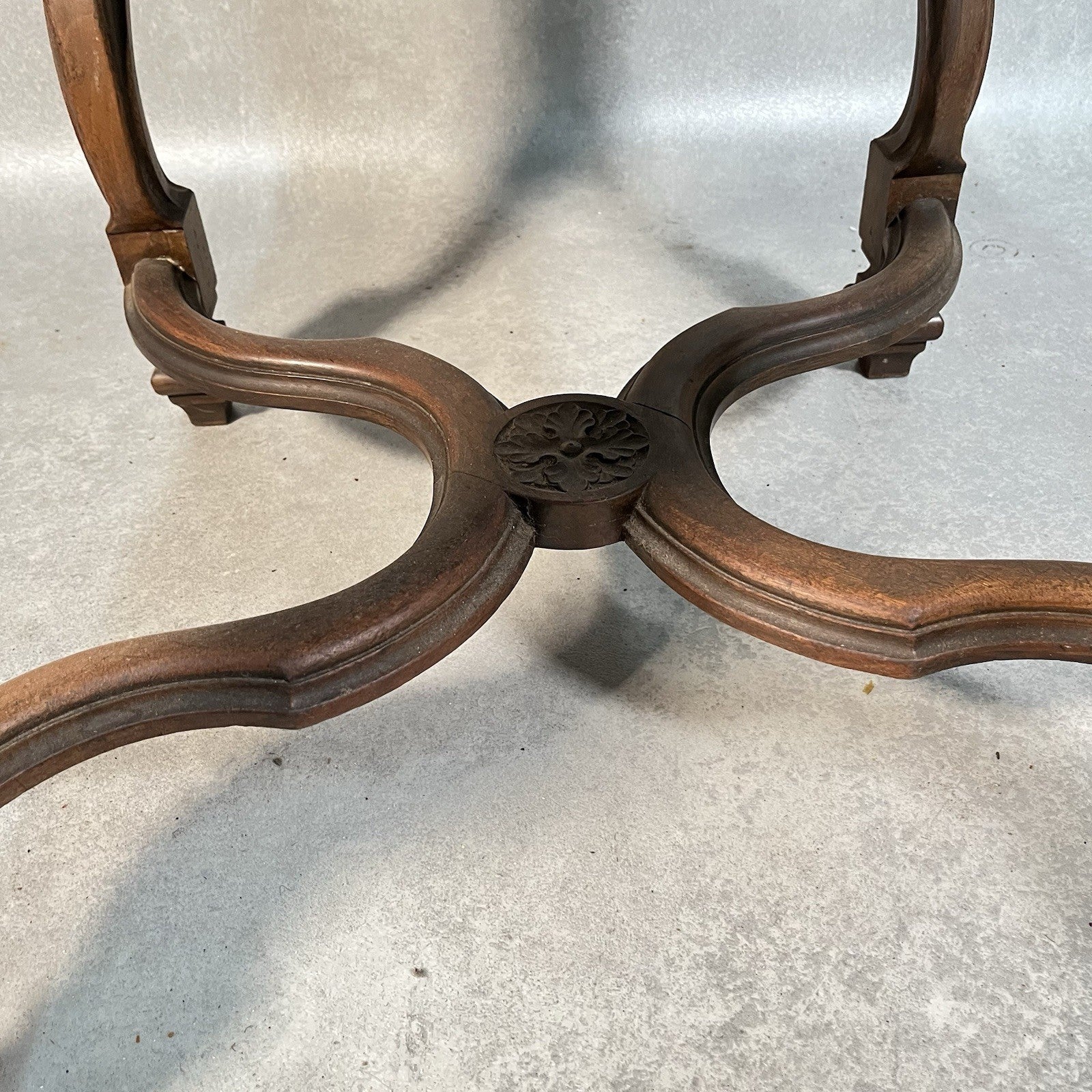 Antique Victorian Renaissance Revival Oak Hall Chair c.1880s Tooled Leather Seat