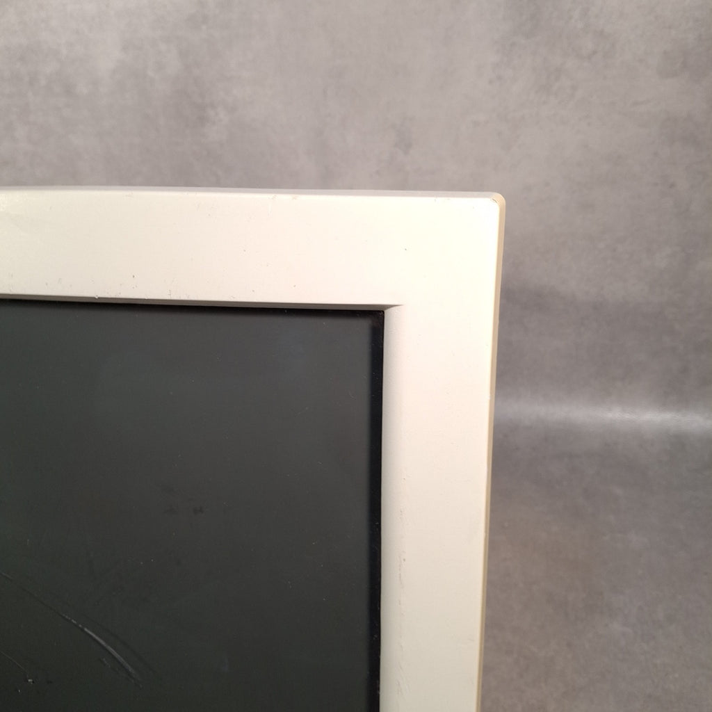 RM RM700-A 17" CRT Monitor | VGA | Beige | Retro PC & Gaming | Used | Early 2000s