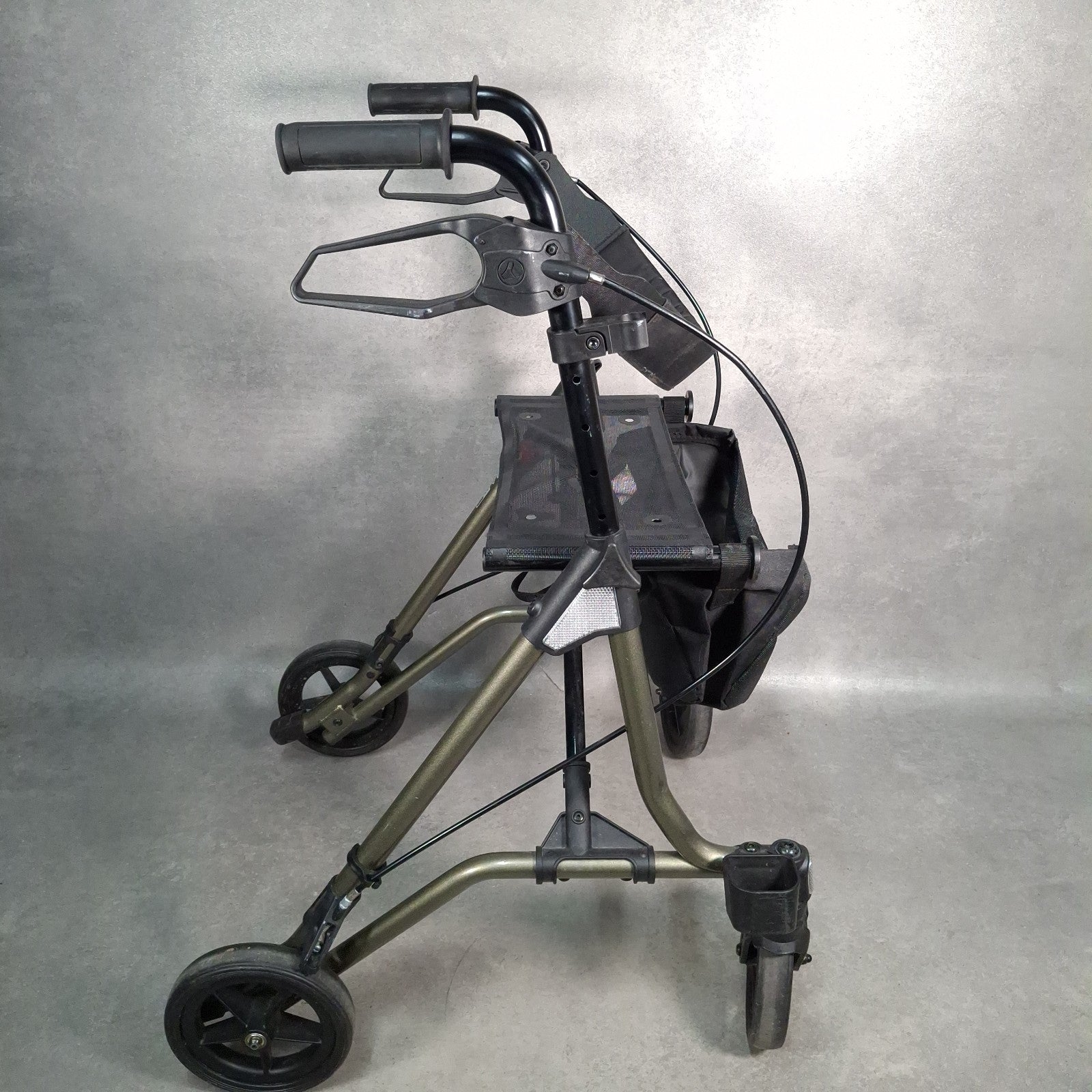 Dietz Taima M-GT Rollator Mobility Walker | Green Metallic | Used | Pre-Owned