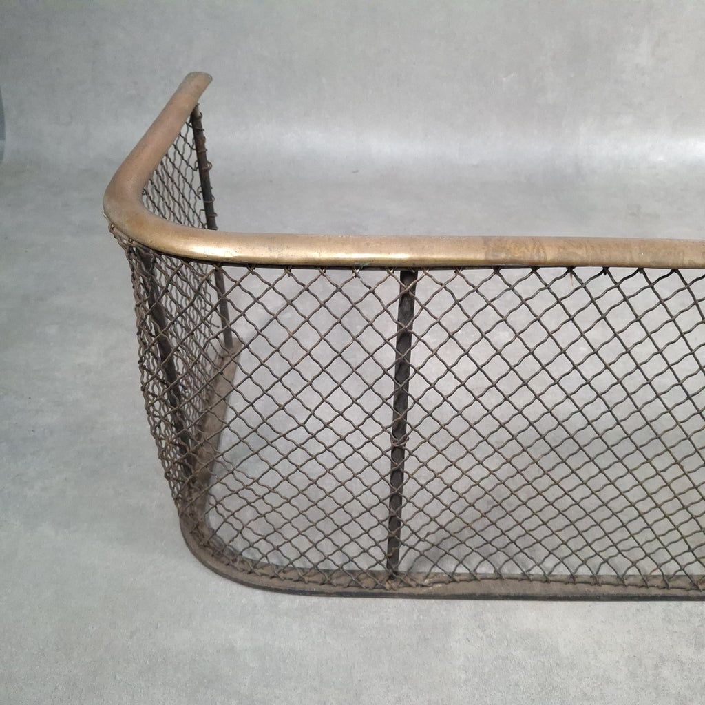 Antique 19th Century Nursery Spark Guard Brass Rim & Wire Mesh Fireplace Screen