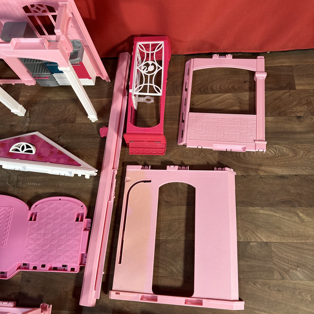Mattel Barbie Dream House | Vintage Dolls House | Used | Parts Unknown