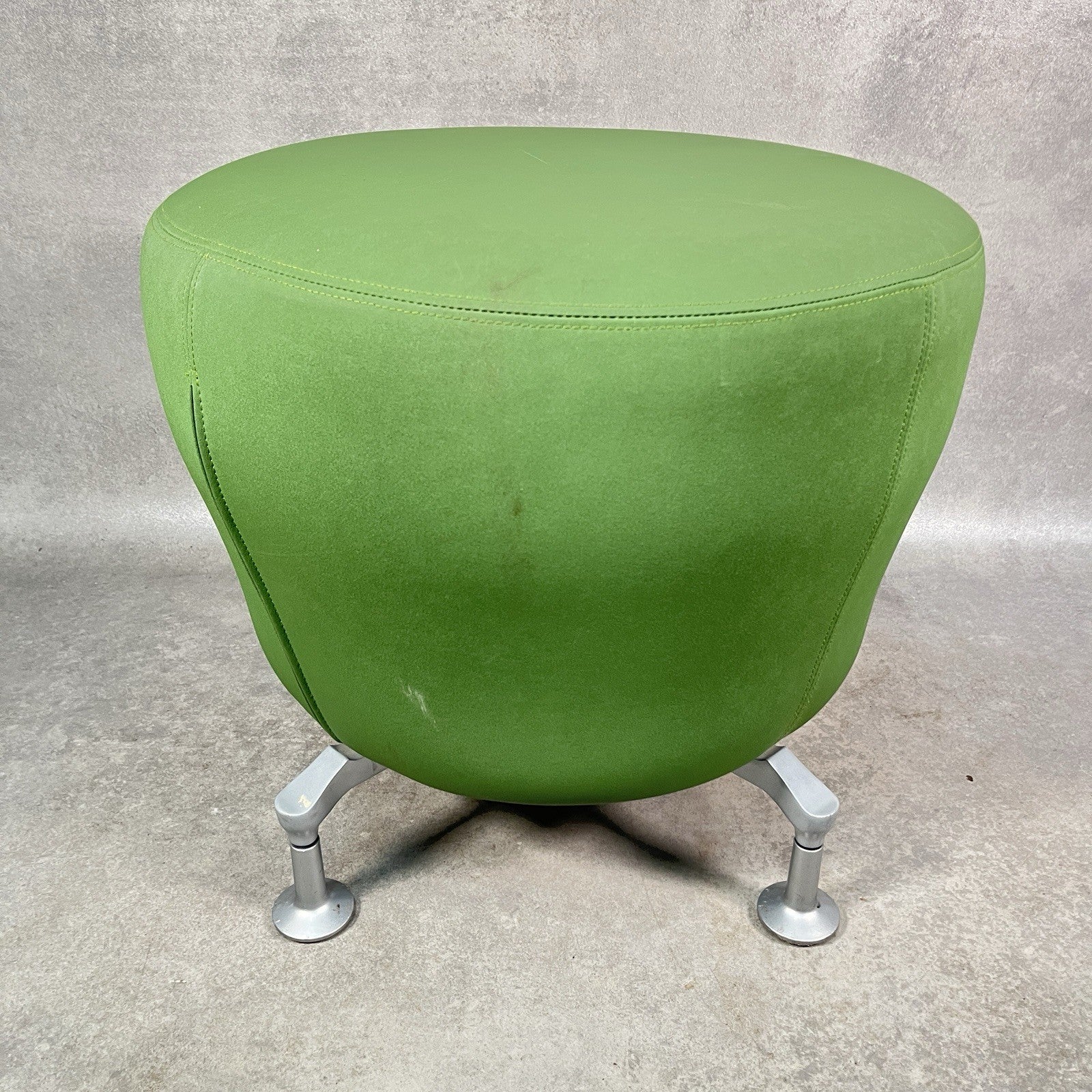 Orangebox POINT-S Soft Seating Ottoman | Green Fabric | Aluminium Legs | 2012 | Used | UK Made