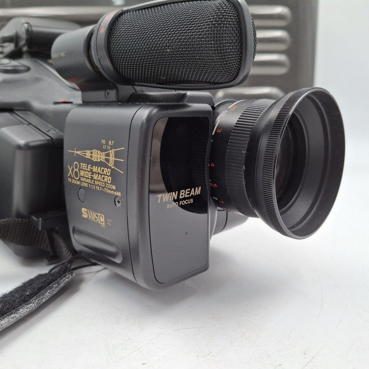 Hitachi VM-S83E S-VHS-C Camcorder with Stereo Mic, Battery, Hard Case & Manual - Used - Untested