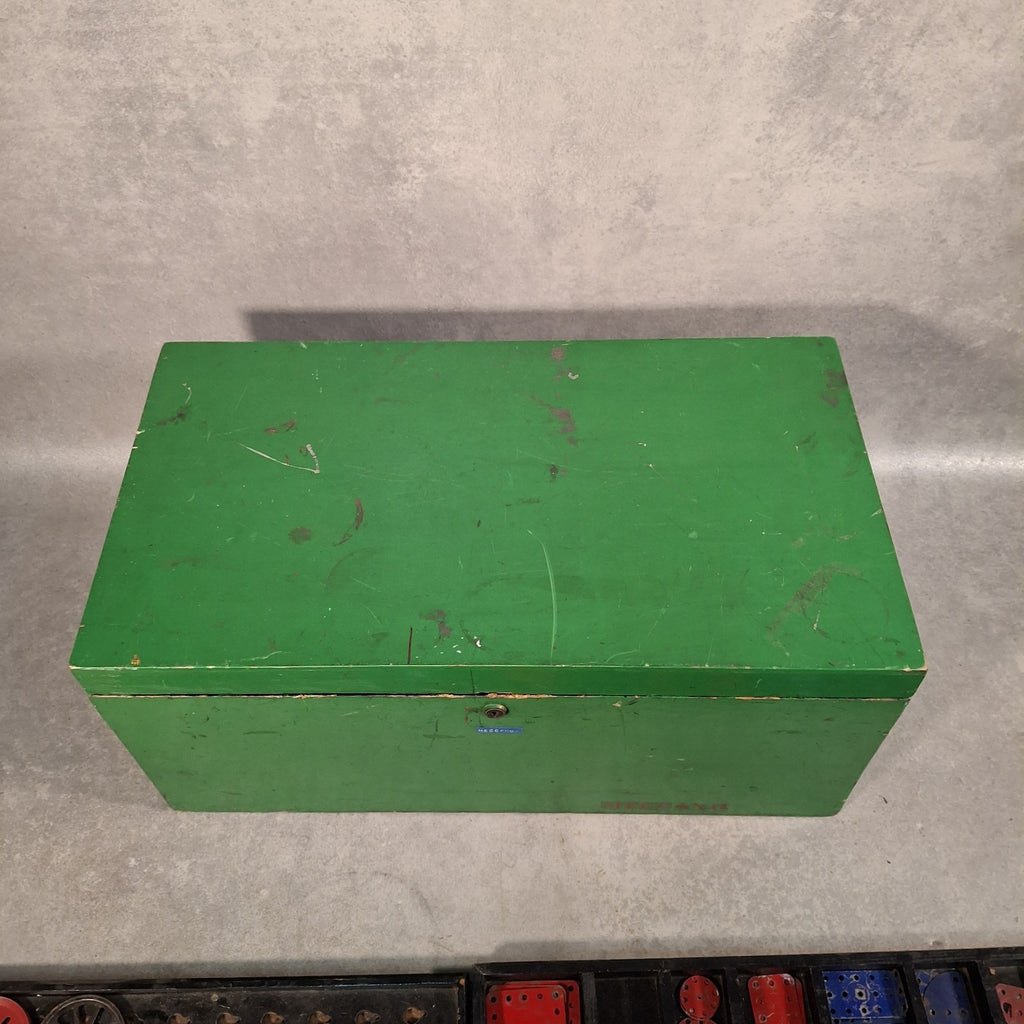Made In England Meccano 1940s Vintage Set In Original Wooden Box Wheels Plates +