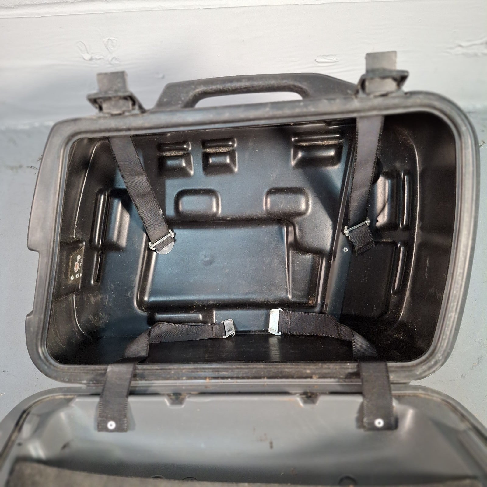 Honda OEM Hardshell Motorcycle Panniers | Believed CB750 Late 1990s-2000s | No Keys | Used
