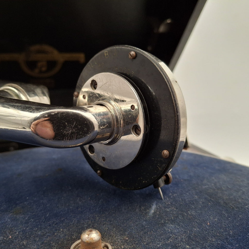 Columbia 202 Portable Wind-Up Gramophone | Vintage Antique 1920s | Used