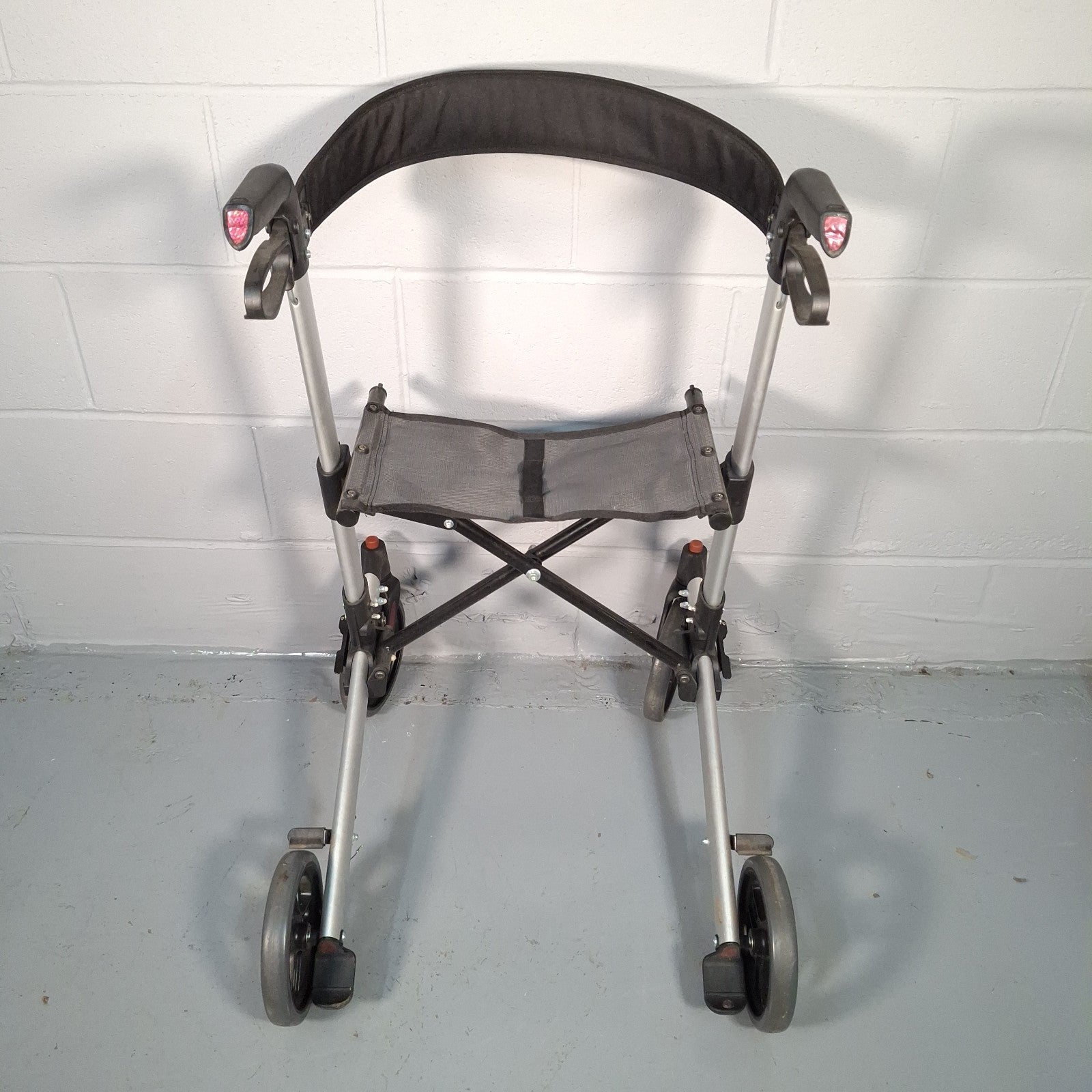 Drive WA018 X-Fold Rollator Walker with Seat & Backrest | Adjustable Height | Used | Silver