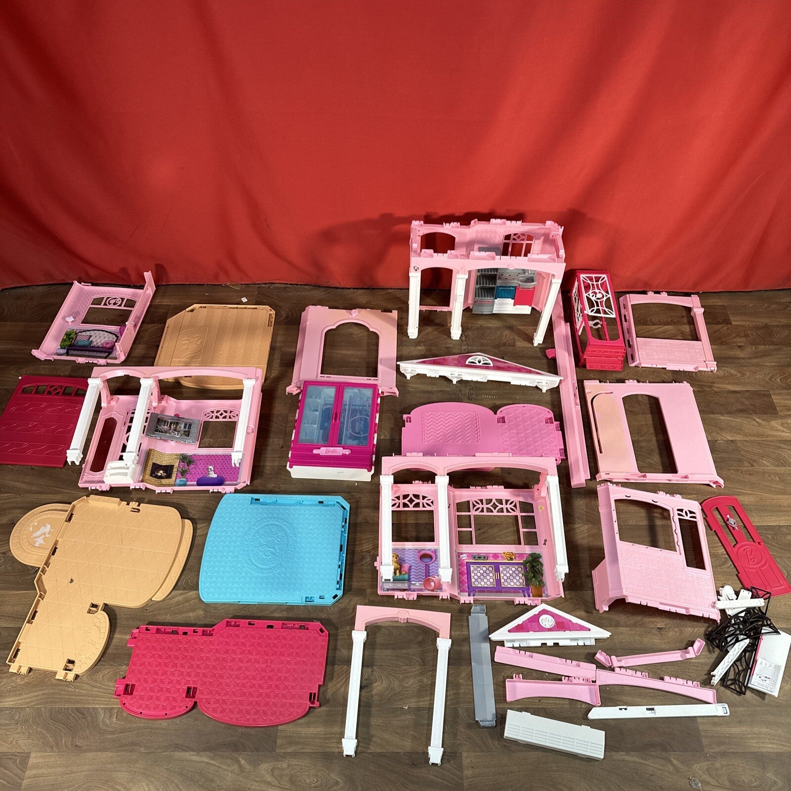 Mattel Barbie Dream House | Vintage Dolls House | Used | Parts Unknown
