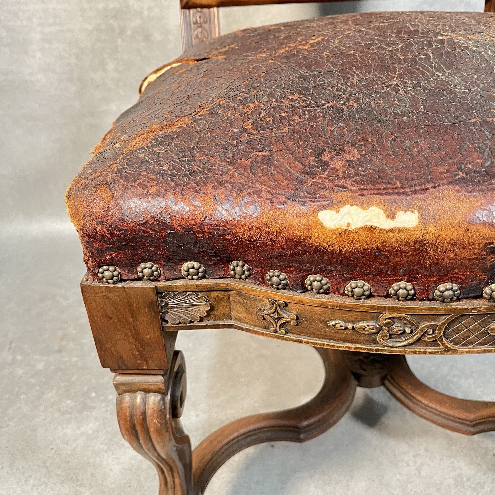 Antique Victorian Renaissance Revival Oak Hall Chair c.1880s Tooled Leather Seat