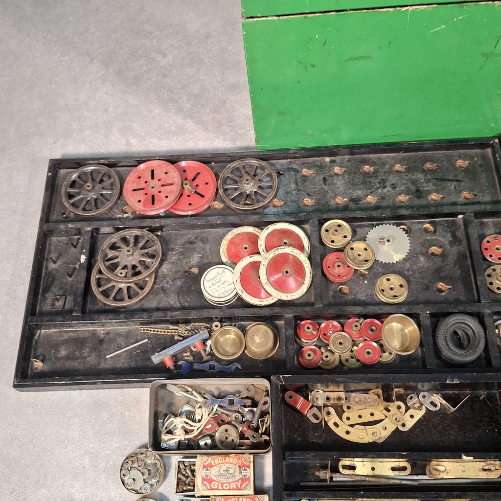 Made In England Meccano 1940s Vintage Set In Original Wooden Box Wheels Plates +