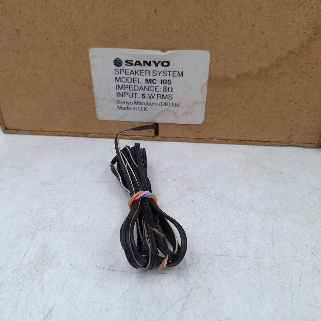 Sanyo MC-105 Passive Bookshelf Speakers - Pair - 8Ω 5W RMS - Made in UK - Vintage - Used