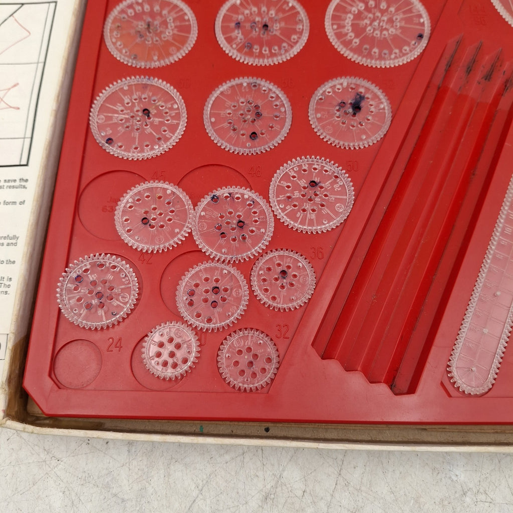 Denys Fisher Spirograph - Original 1960s/70s Set in Original Box - Vintage Drawing Toy - Used