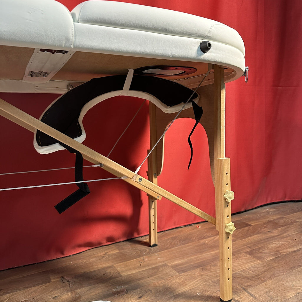 Tahiti Portable Massage Table | White Faux Leather | Height Adjustable | Used | Beauty Therapy