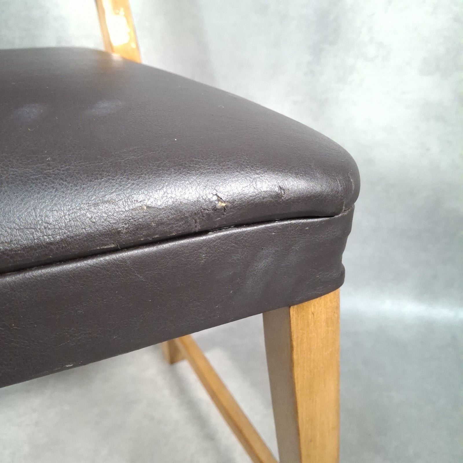 Dining Chair Vintage Brown Faux Leather Wooden Frame Retro Café Pub Restaurant