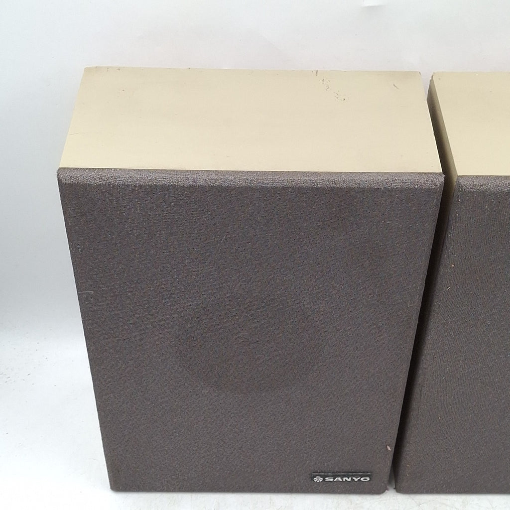 Sanyo MC-105 Passive Bookshelf Speakers - Pair - 8Ω 5W RMS - Made in UK - Vintage - Used