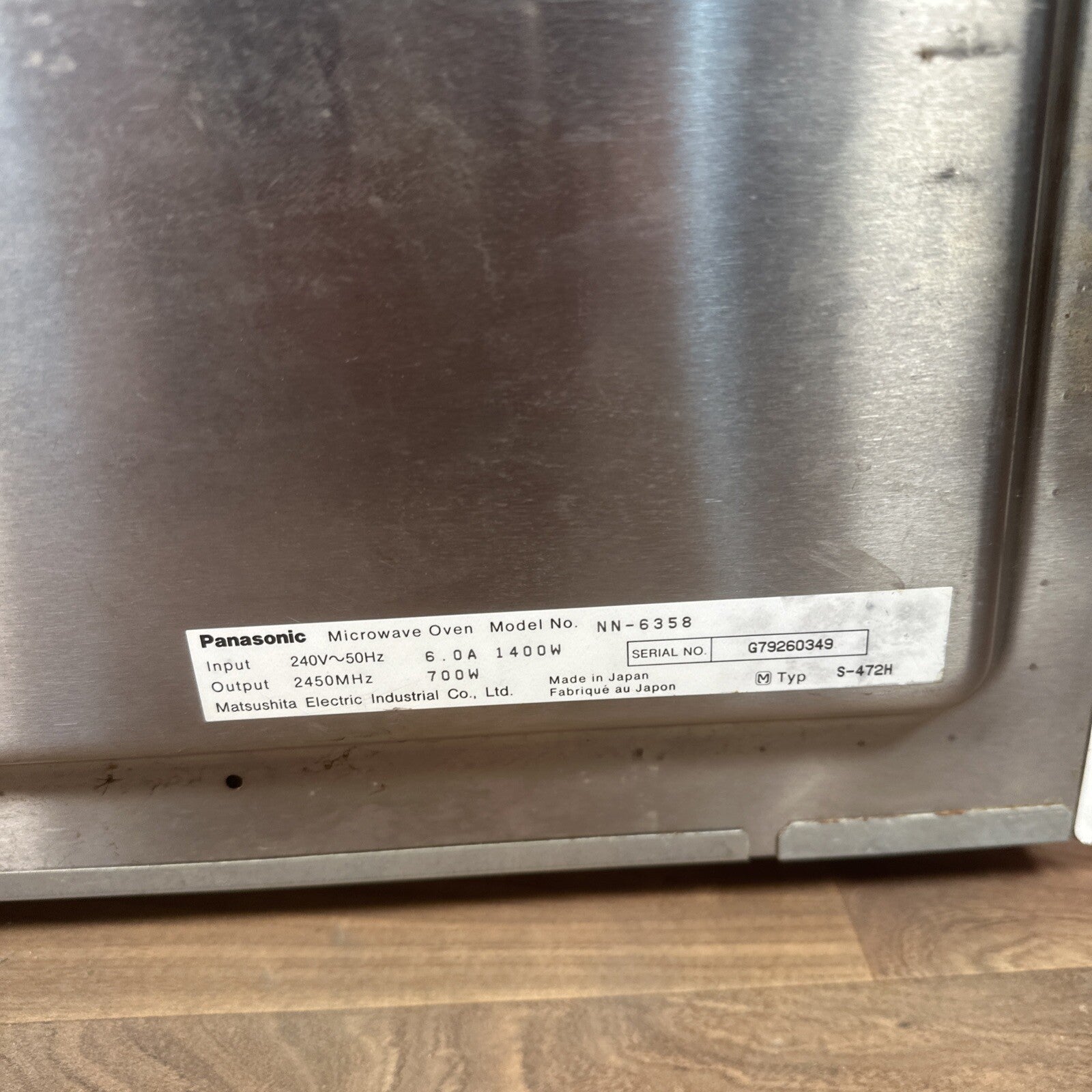 Panasonic NN-6358 700W Microwave Oven | White | Vintage | Used | Includes Manual