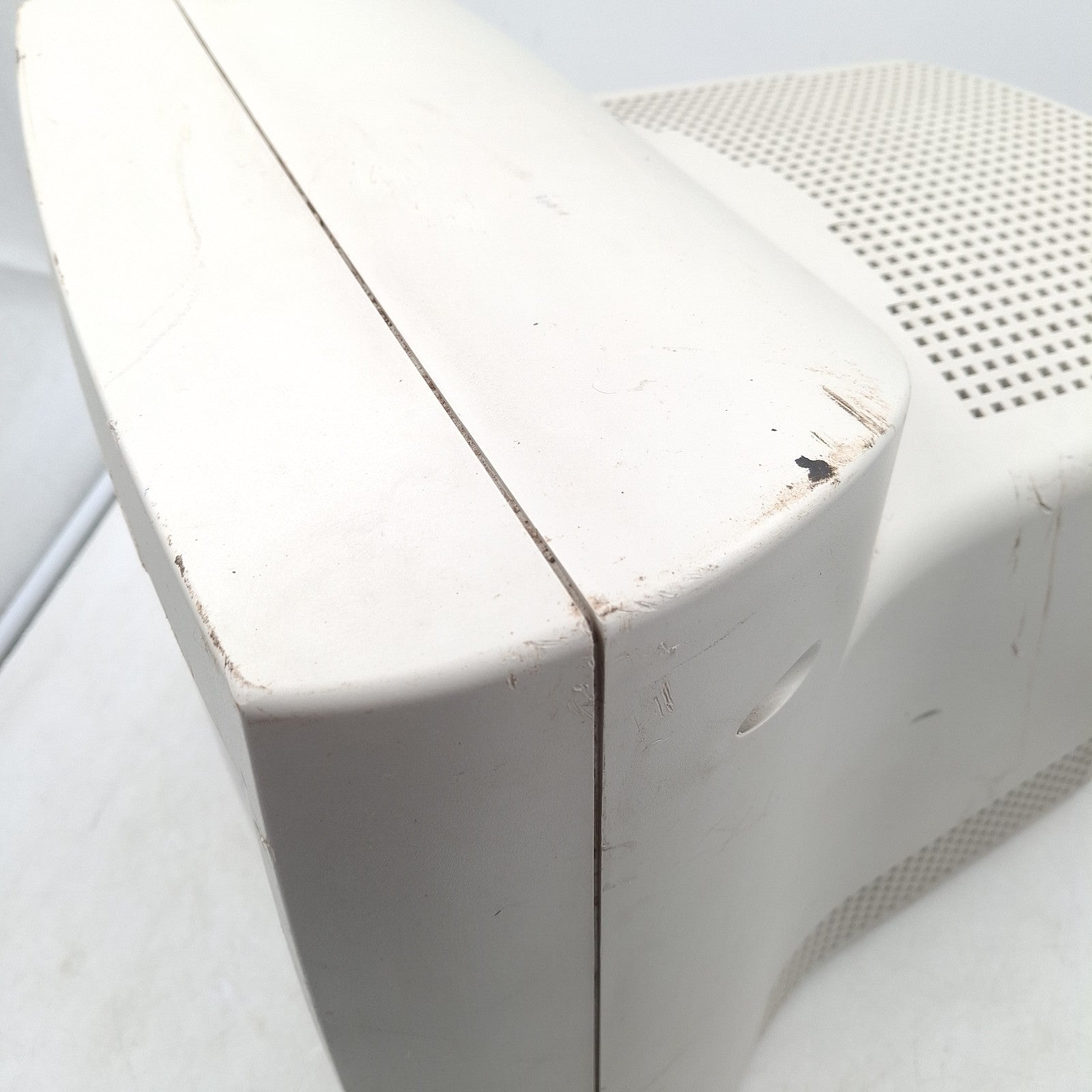 Fujitsu Siemens 16" CRT Computer Monitor | Non-Working | Spares or Repairs | Used Vintage