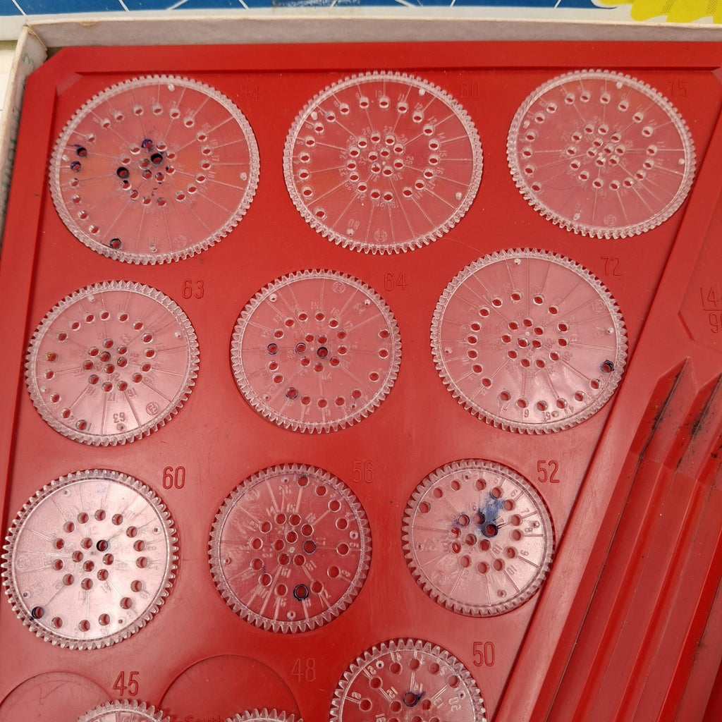 Denys Fisher Spirograph - Original 1960s/70s Set in Original Box - Vintage Drawing Toy - Used
