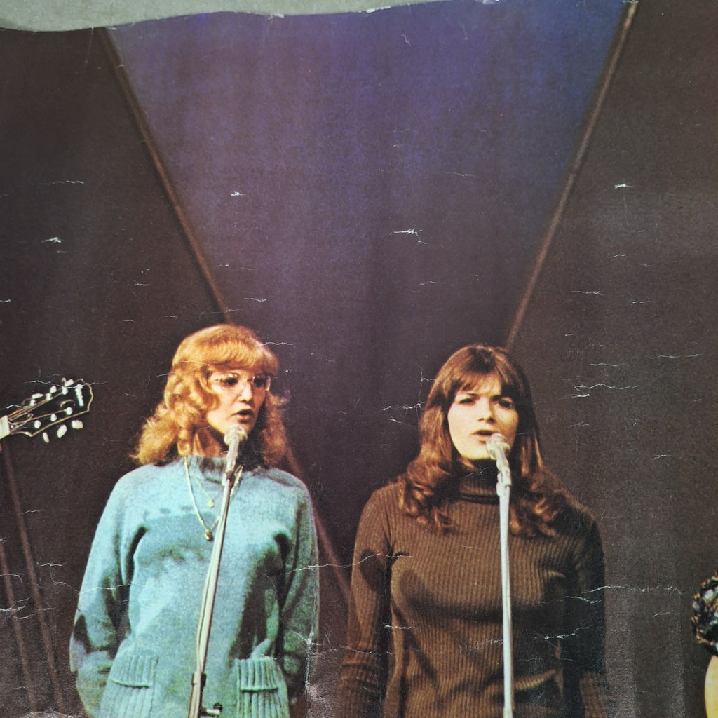 The New Seekers Original 1972 Vintage Poster | Chris Walter | Hang Up Series | Star Posters TSR | Used