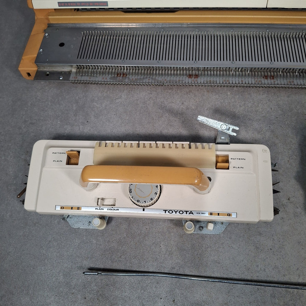 Toyota KS-787 Knitting Machine | Made in Japan | Untested | With Spare Parts