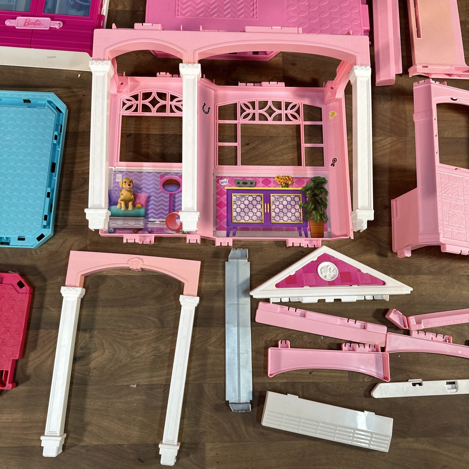 Mattel Barbie Dream House | Vintage Dolls House | Used | Parts Unknown