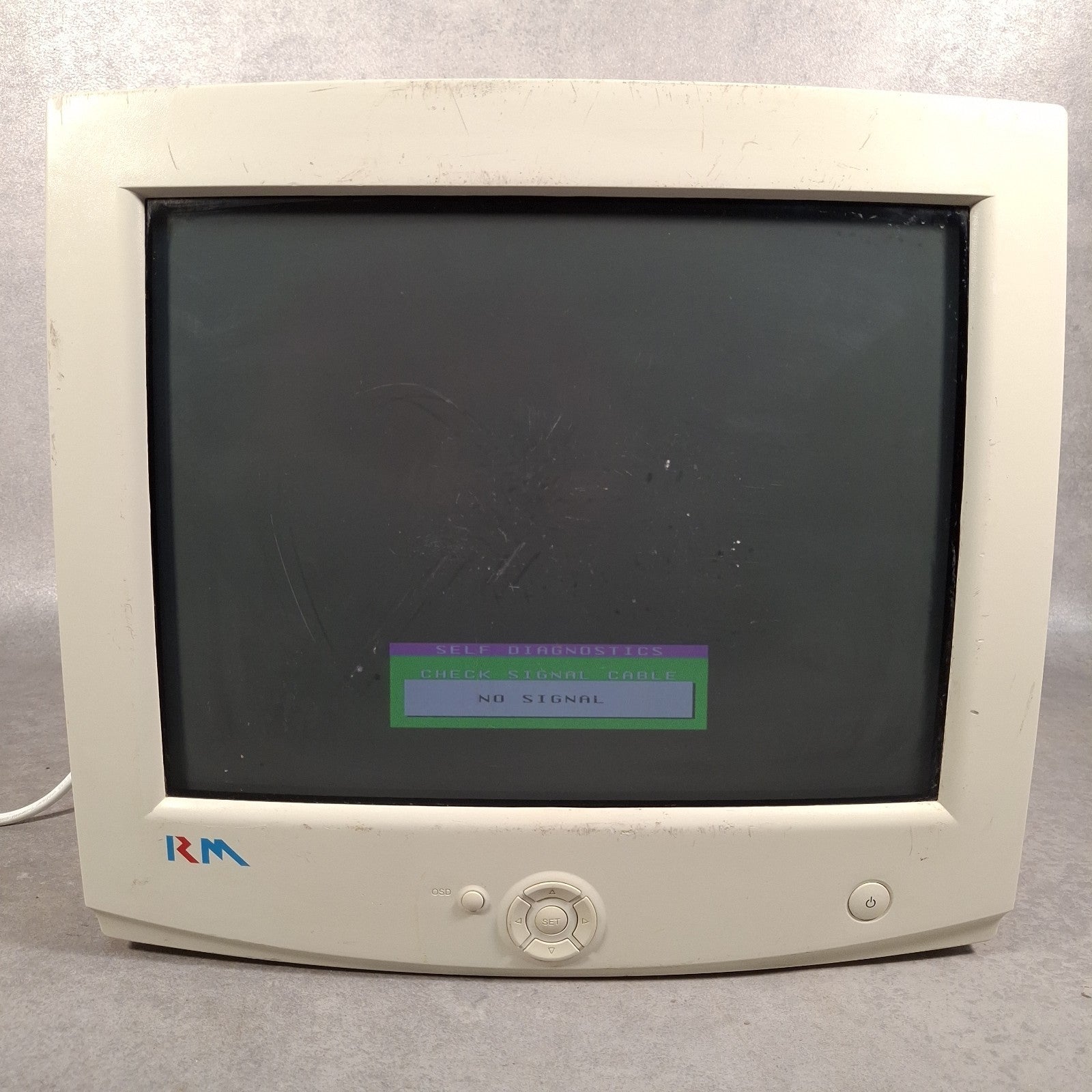 RM RM700-A 17" CRT Monitor | VGA | Beige | No Stand | Retro PC & Gaming | Used | Early 2000s
