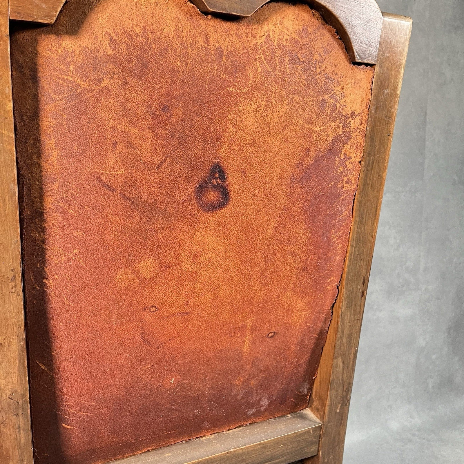 Antique Victorian Renaissance Revival Oak Hall Chair c.1880s Tooled Leather Seat