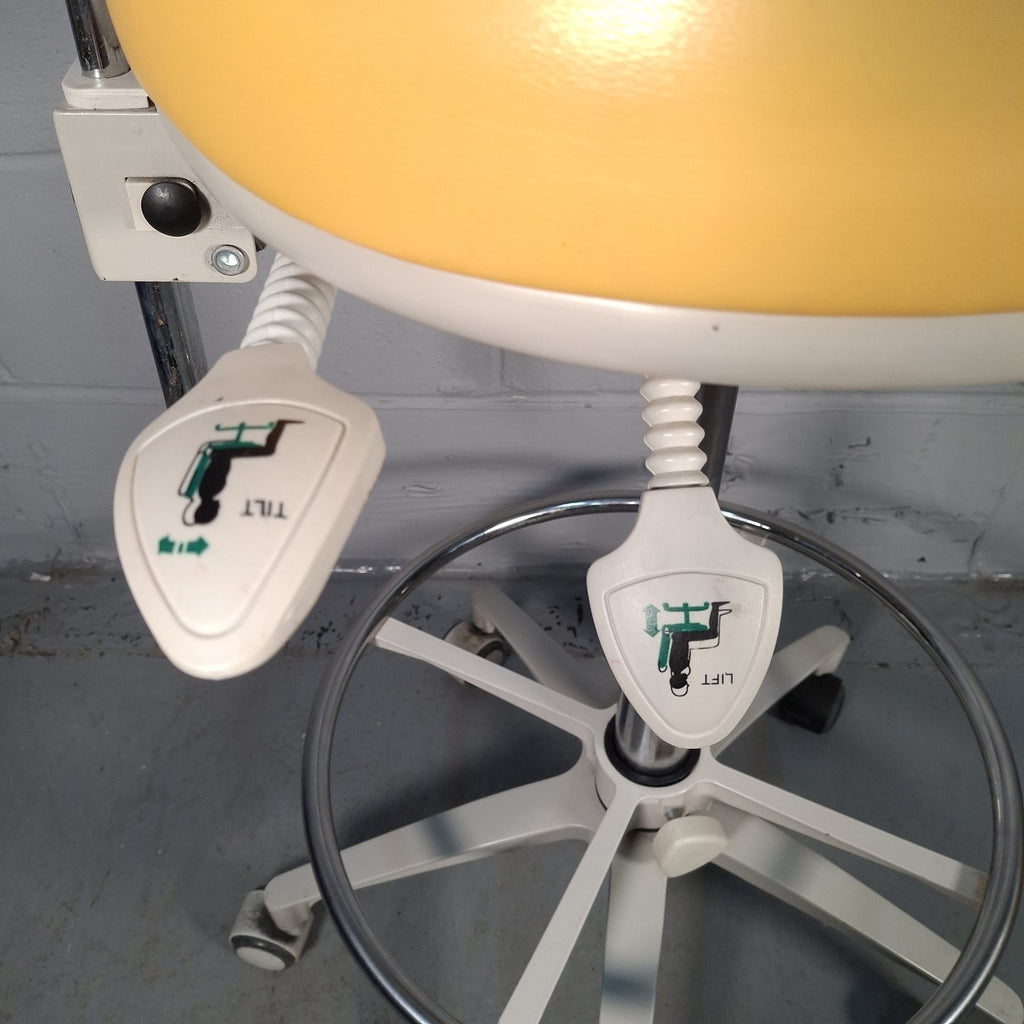 Murray HADV GN Dentist Stool Chair Hydraulic Swivel Yellow