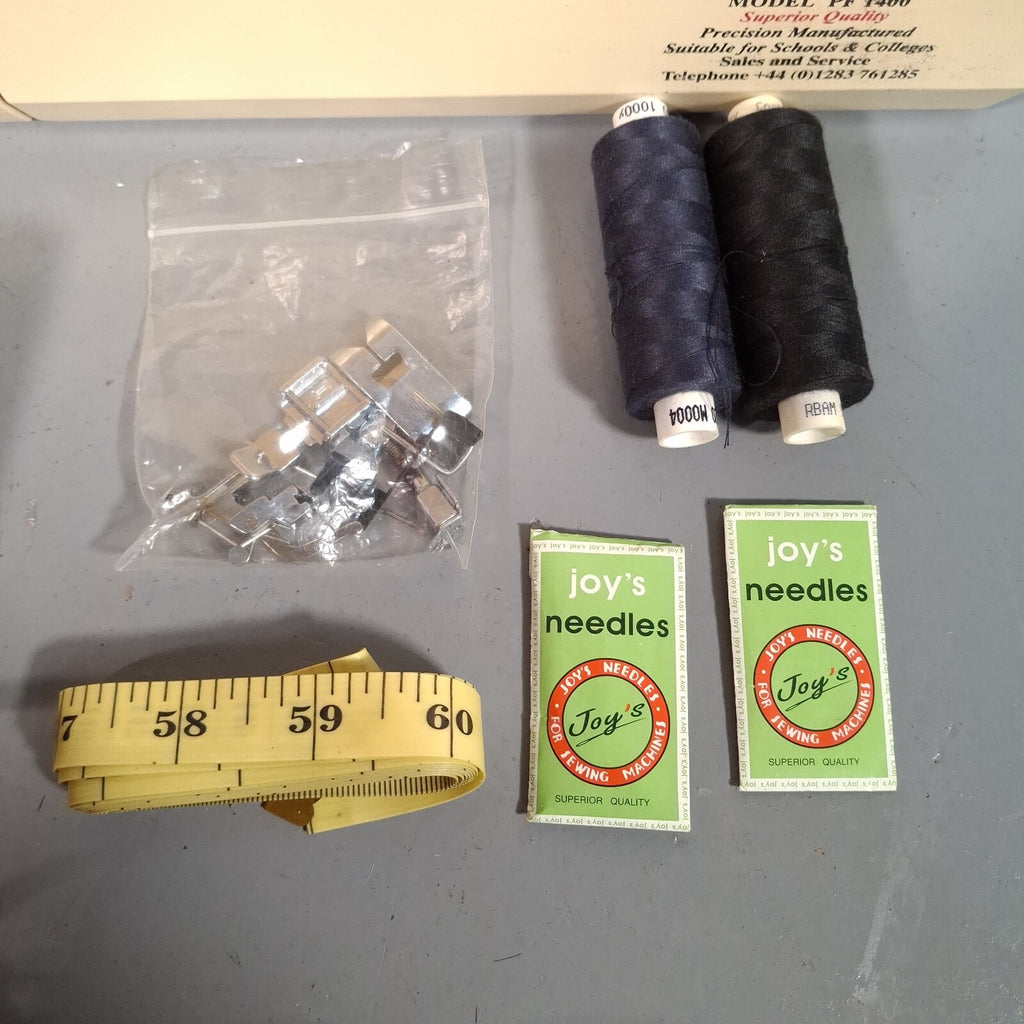 Joys PF-1400 Sewing Machine With Pedal, Instructions & Carry Bag