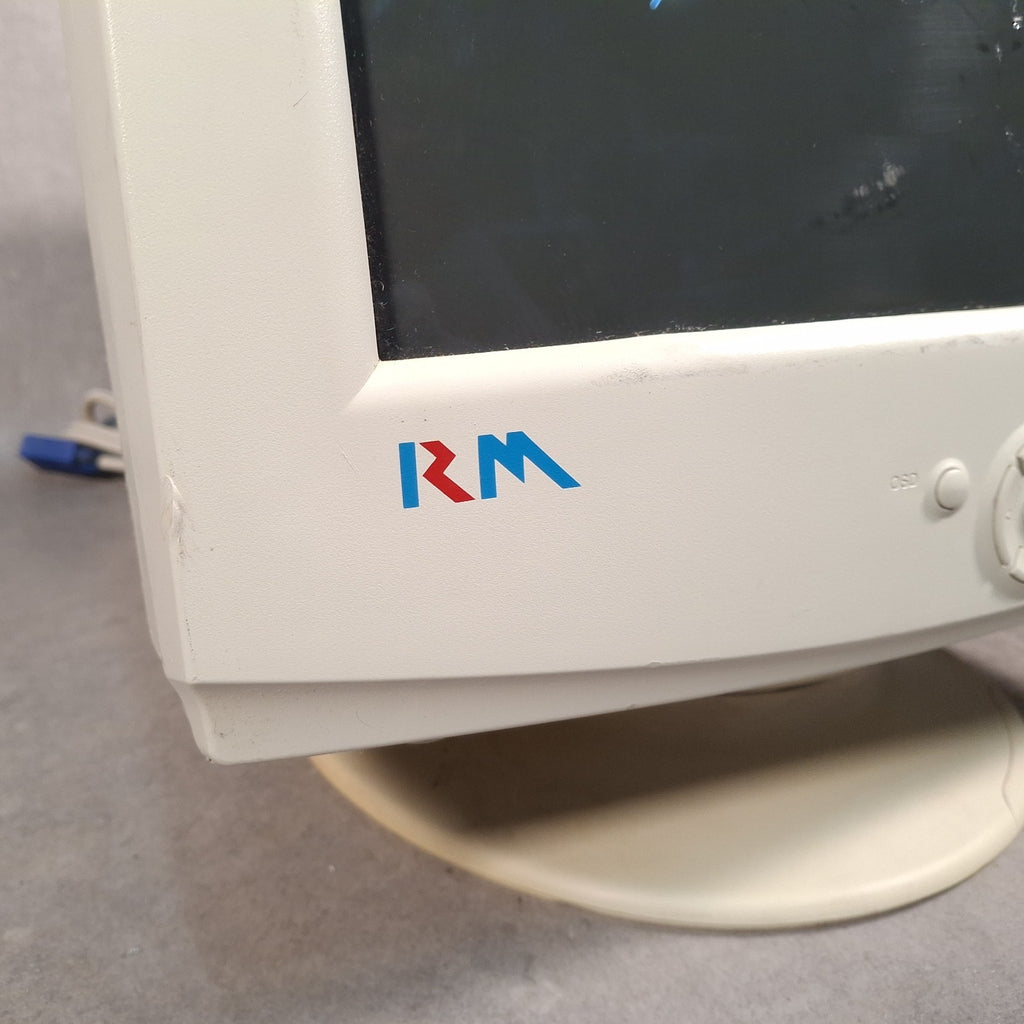 RM RM700-A 17" CRT Monitor | VGA | Beige | Retro PC & Gaming | Used | Early 2000s