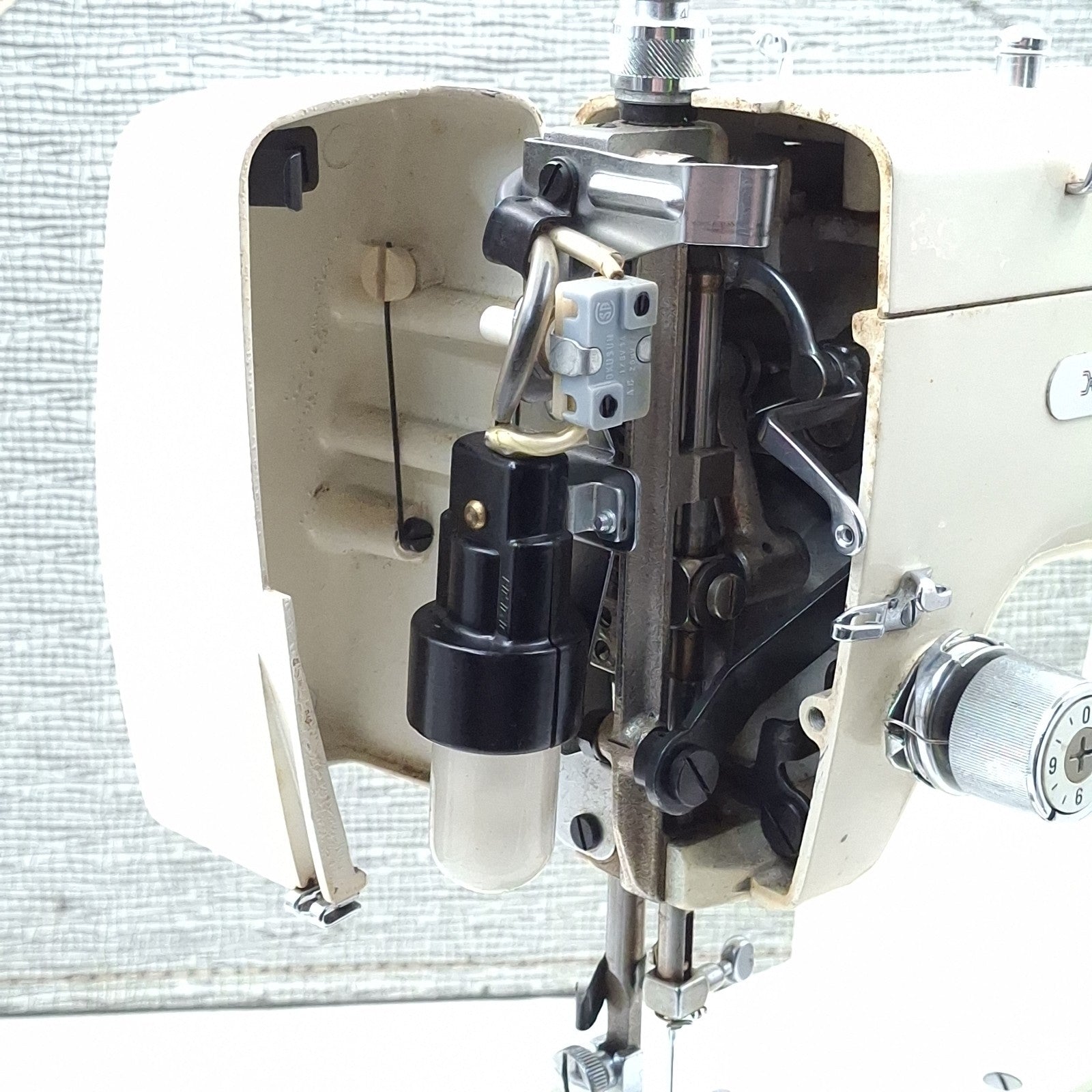 Frister & Rossmann Model 500 Sewing Machine with Carry Case | Made in Japan | Vintage | Used