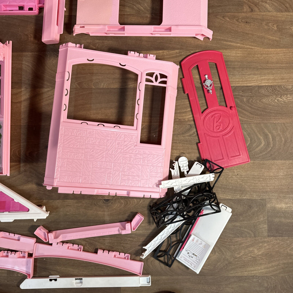 Mattel Barbie Dream House | Vintage Dolls House | Used | Parts Unknown