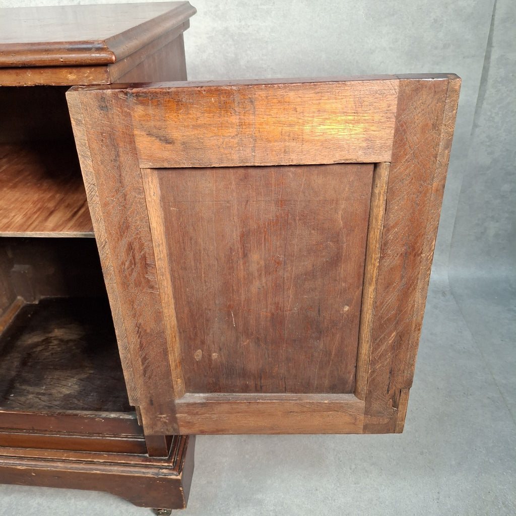 Antique 10” 78rpm Gramophone Record Cabinet on Castors Shellac Disc Storage Unit