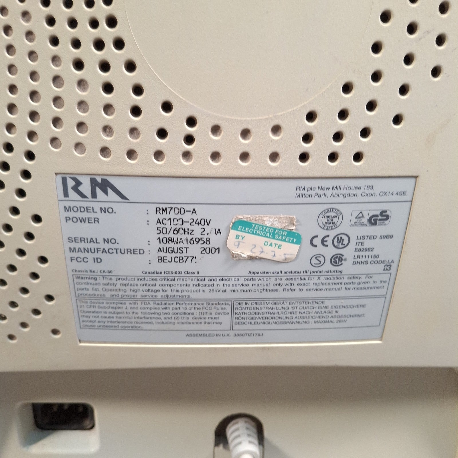 RM RM700-A 17" CRT Monitor | VGA | Beige | No Stand | Retro PC & Gaming | Used | Early 2000s
