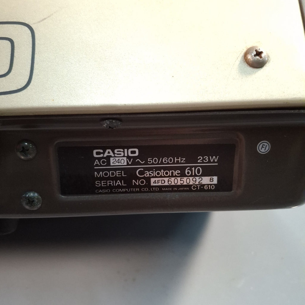 Rare VTG 1983 Casio Casiotone 610 Electronic Musical Keyboard Metal + Receipt
