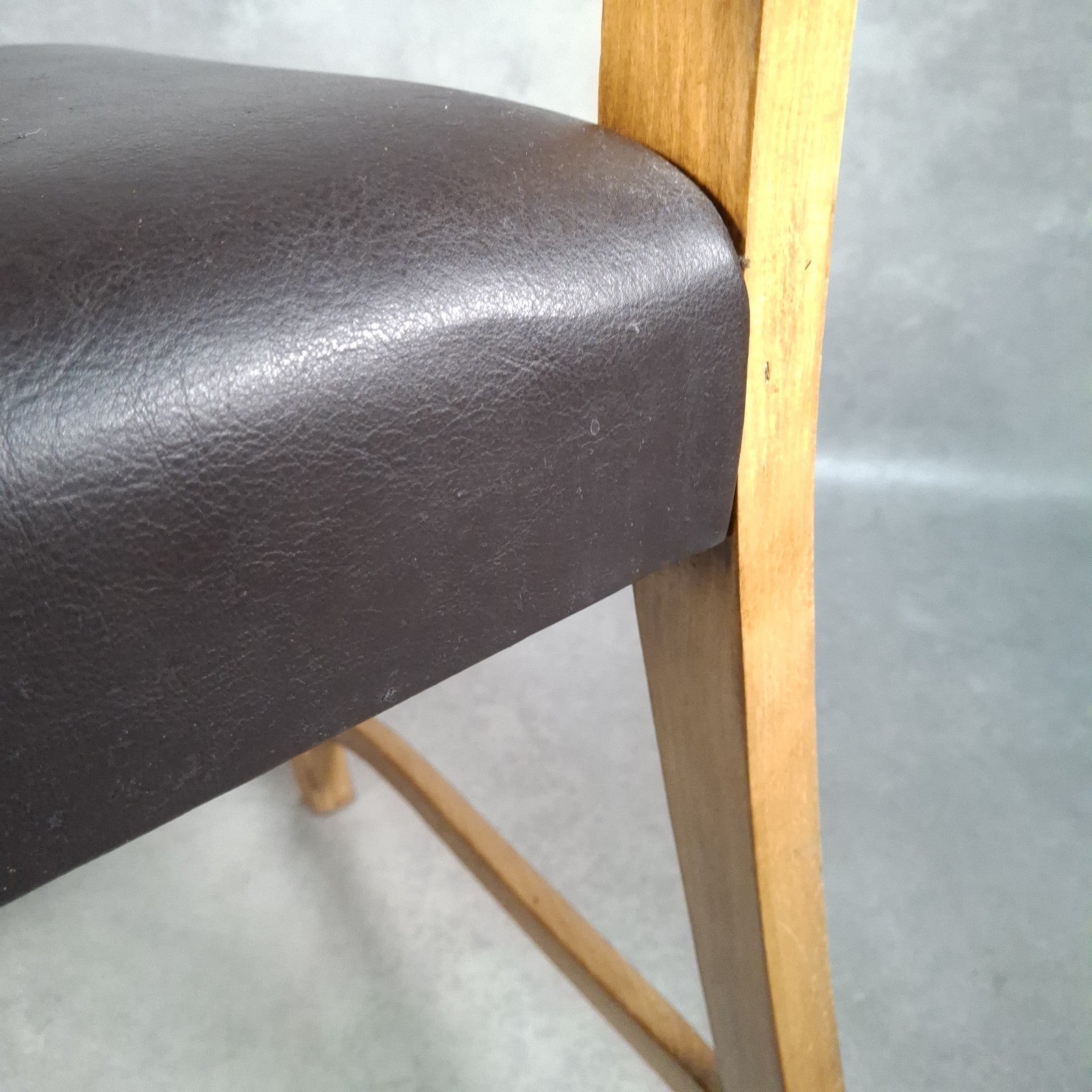Dining Chair Vintage Brown Faux Leather Wooden Frame Retro Café Pub Restaurant