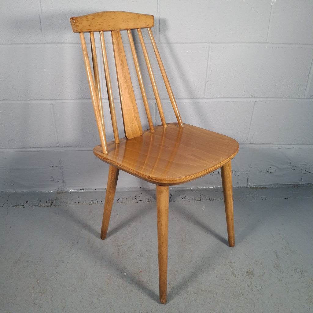 Mid Century Spindle Stick Back Chair with Shaped Central Splat Light Wood Prop