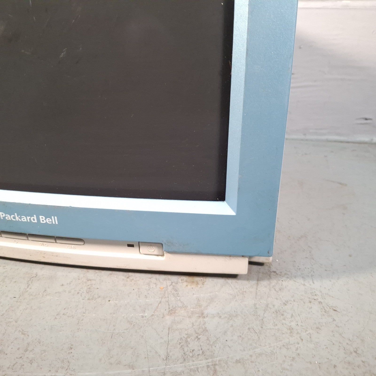 Packard Bell A727 Display Monitor Gaming CRT 17" Prop Spares & Repair