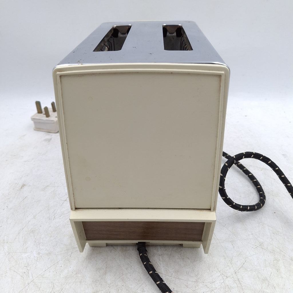 Proctor TJ3 Series 47F 2-Slice Toaster - Vintage Chrome & Cream - Made in USA - 220-240V - Pre-Owned