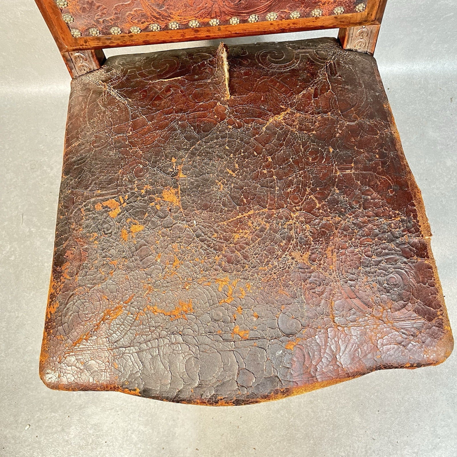 Antique Victorian Renaissance Revival Oak Hall Chair c.1880s Tooled Leather Seat