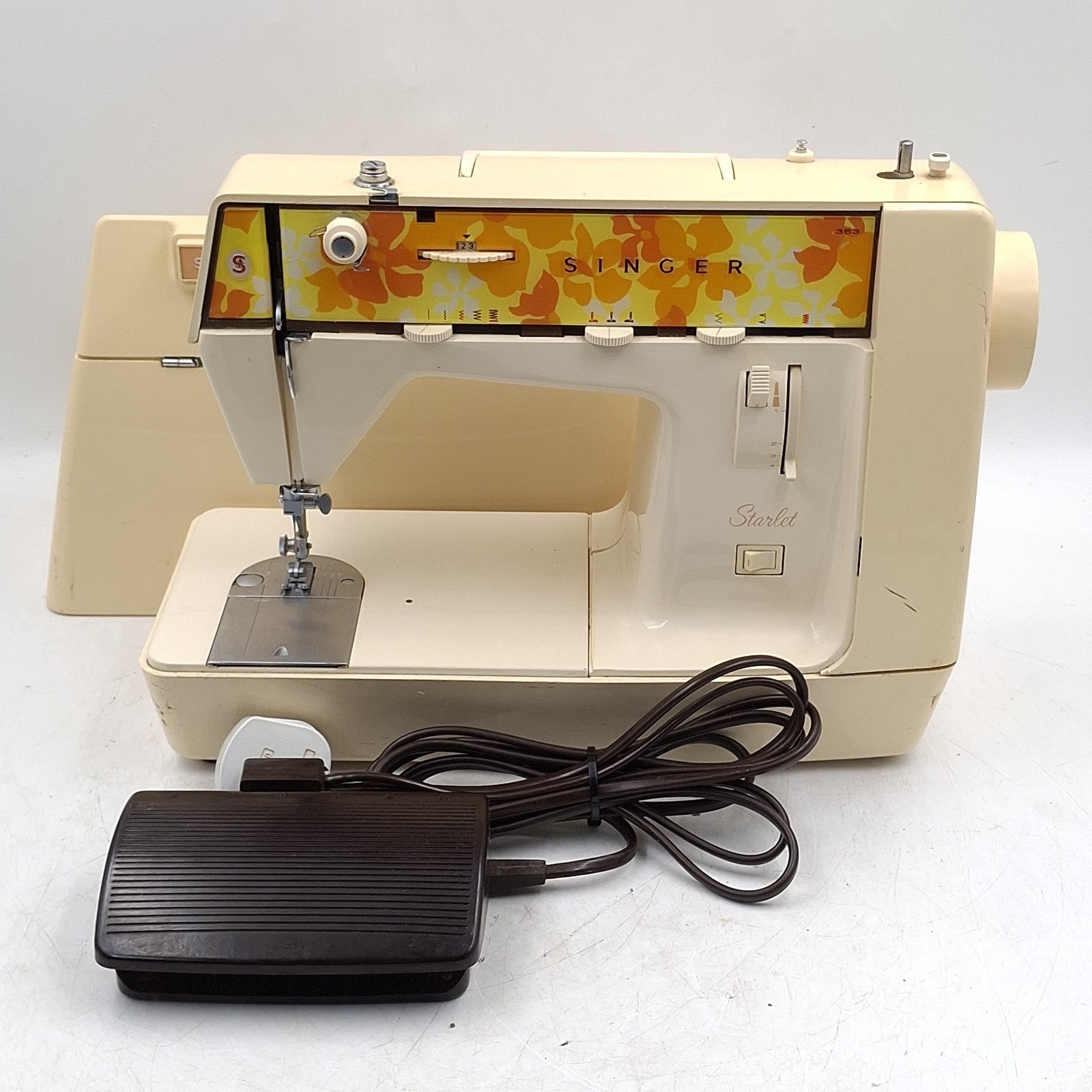 Singer Starlet 353 Vintage Sewing Machine | 1970s | Genie Floral Design | Made in France | Used